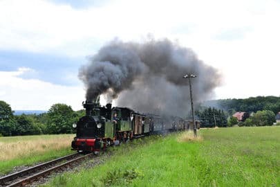 2. obrázek Žitavská úzkokolejka – Zittauer Schmalspurbahn, parní dráha do Žitavských hor, Německo 2. obrázek Žitavská úzkokolejka – Zittauer Schmalspurbahn, parní dráha do Žitavských hor, Německo